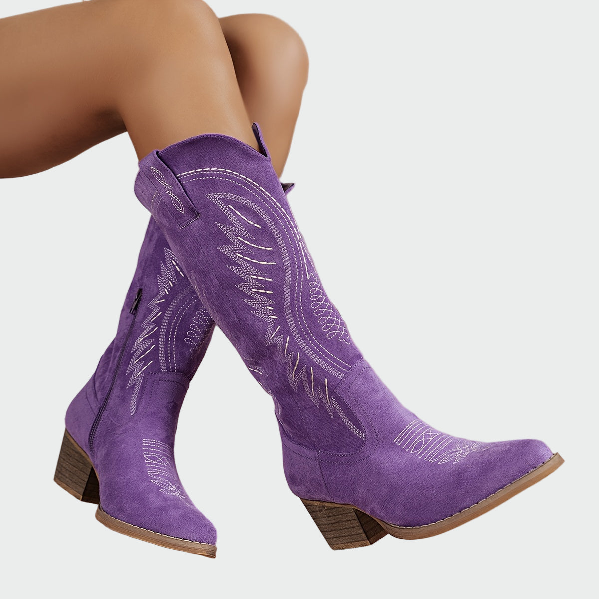 Neža | Cowboy Boots Decorated with Pearls and Elegant Embroidery