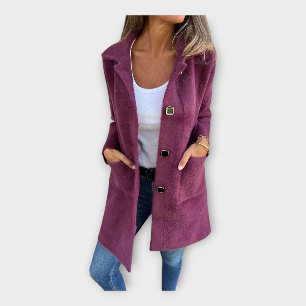 Kristiina | Elegant wool coat with closure