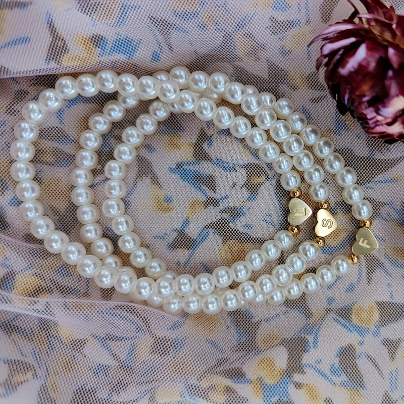 Chic Bracelet with Heart Initial (A–Z)