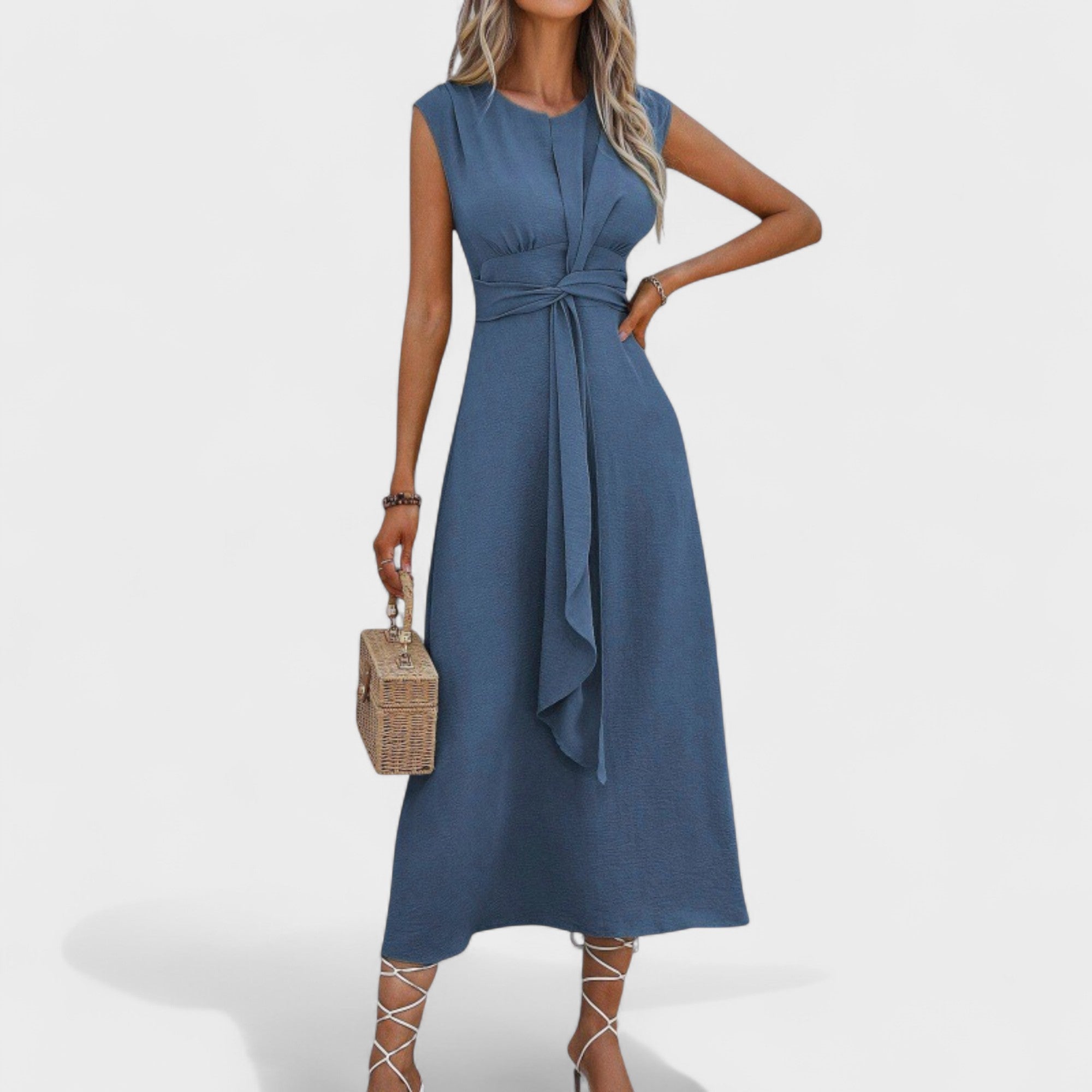 Emilia | Elegant sleeveless maxi dress with round neckline
