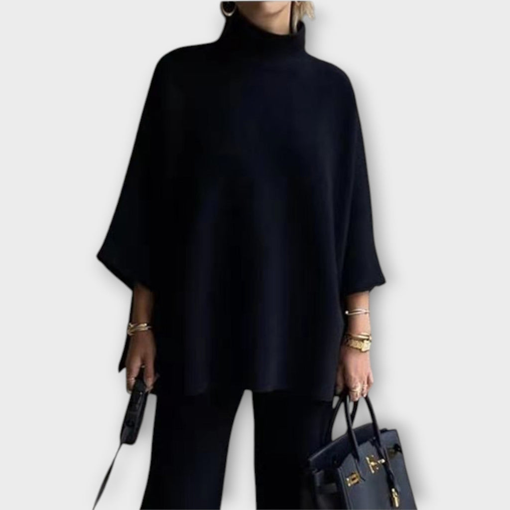 Mira | Casual top with a relaxed fit and high neckline