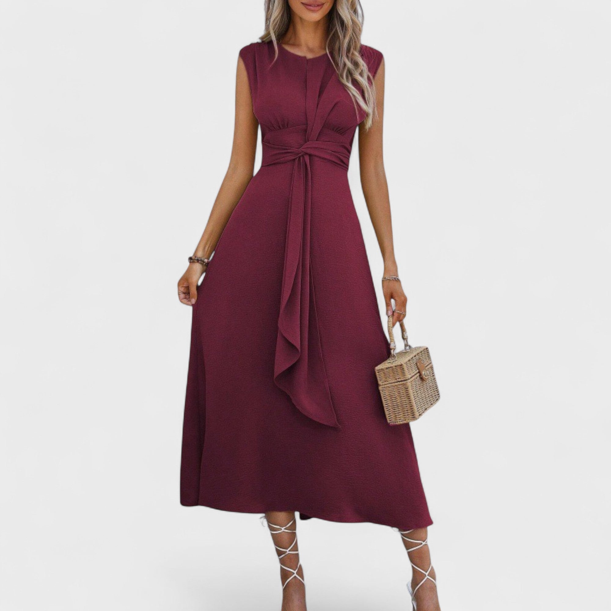 Emilia | Elegant maxi dress with no sleeves and a round neckline