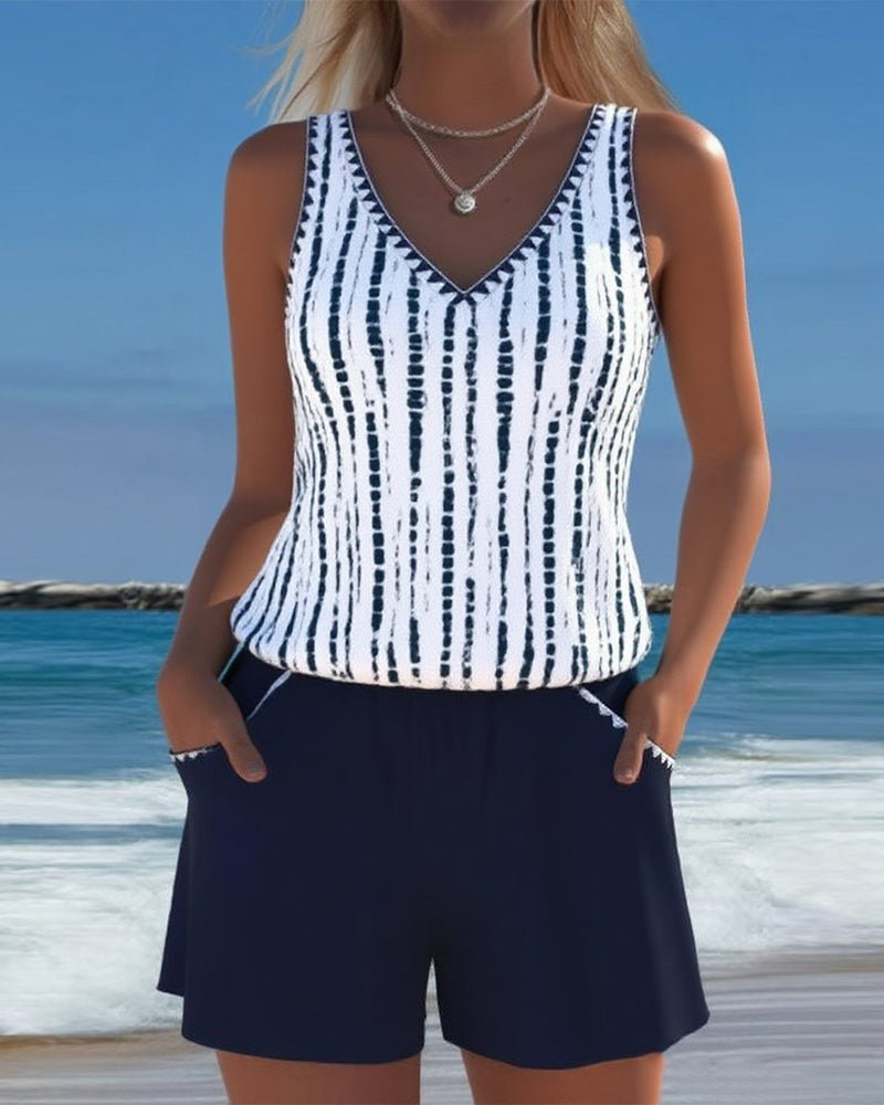 Mia | Casual Printed Two-Piece Swimsuit with V-Neck and Pockets