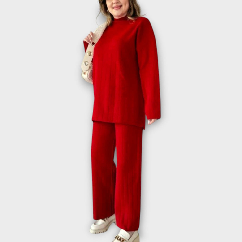 Iris | Stylish Open-Cut Set