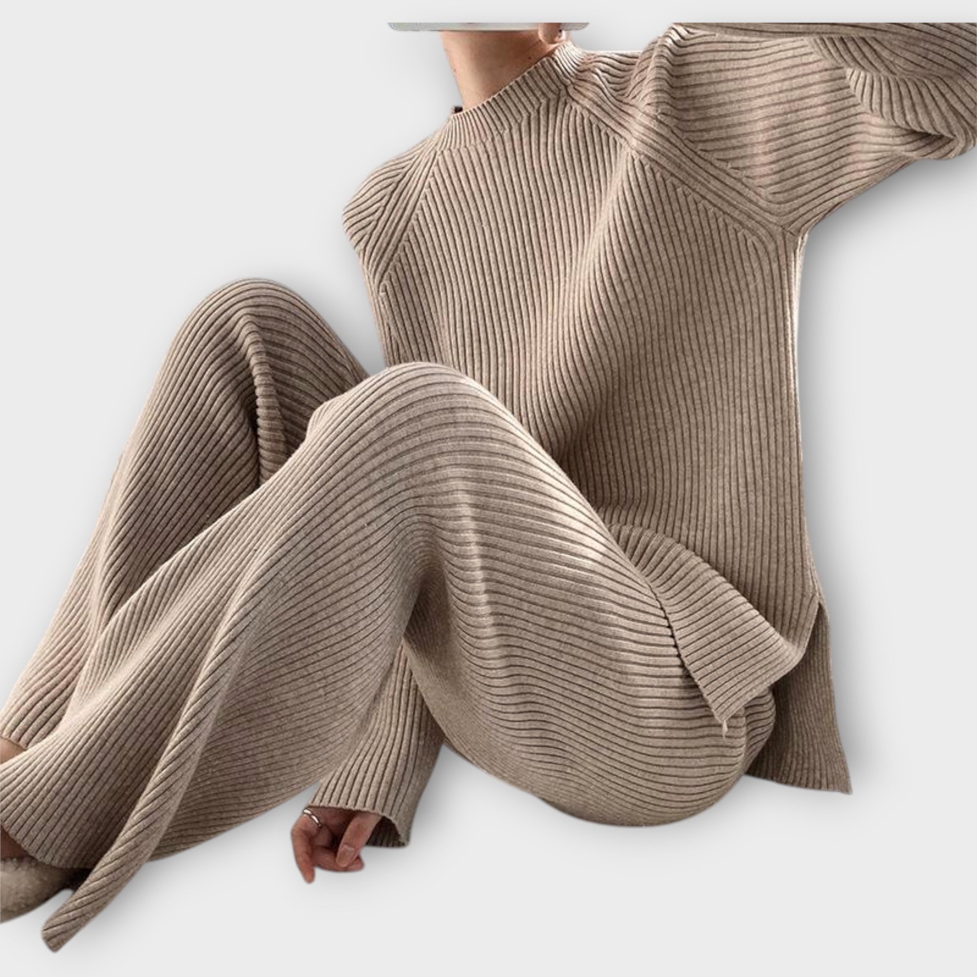 Nina | Minimalist Design and Wide Cut Knitted Set