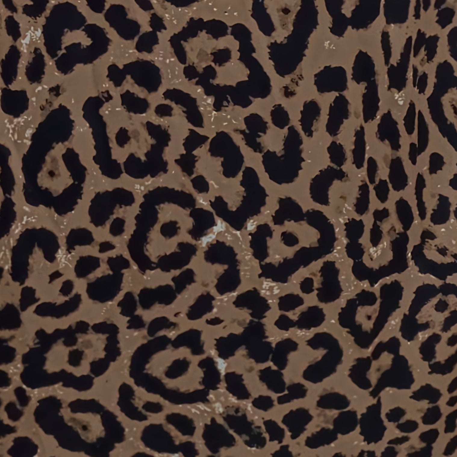 Isadora | Midi Skirt with Leopard Print