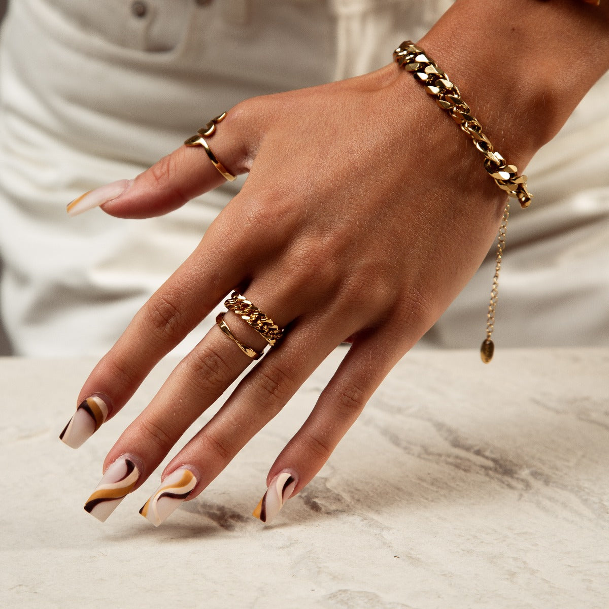 Aesthetic Ring