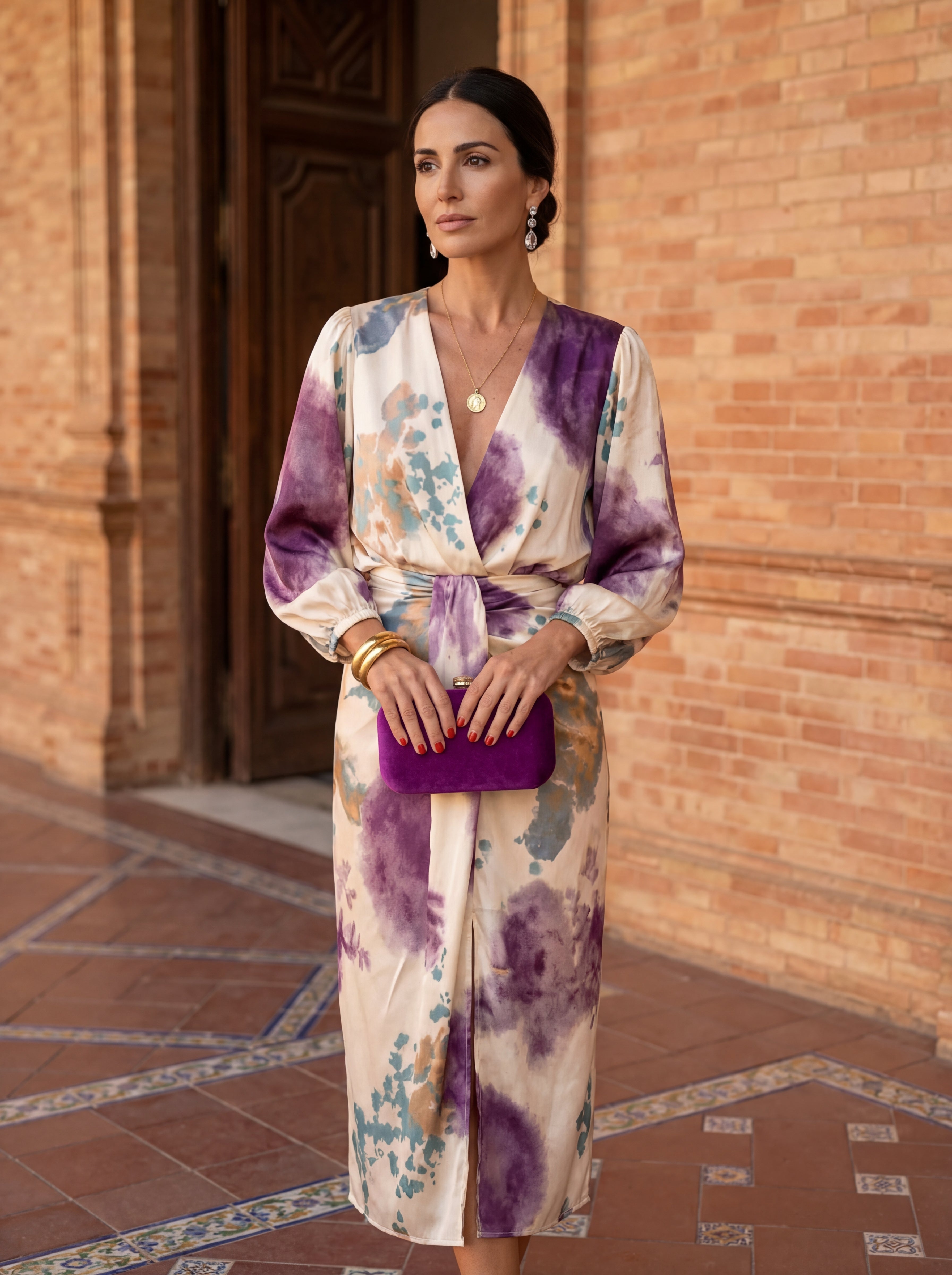 Valeria Dress with V-neck