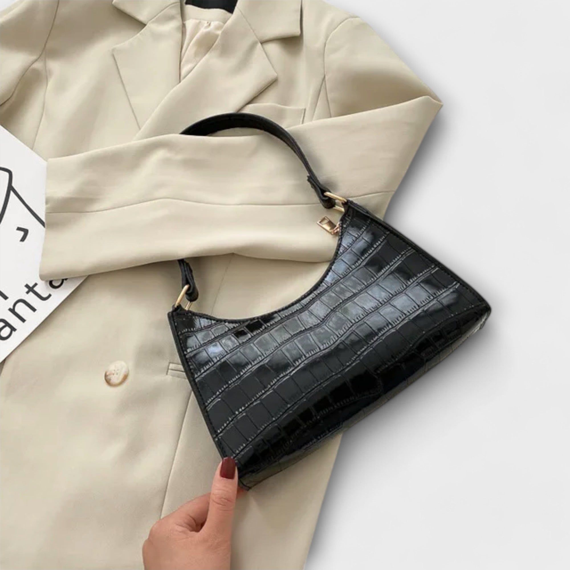 Bernarda | Ekegant Leather Bag with Studs