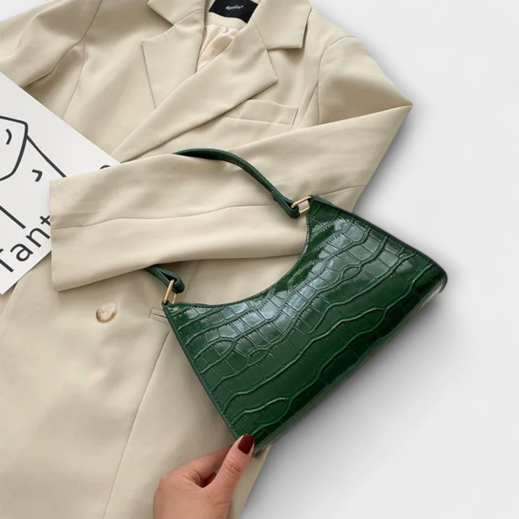 Bernarda | Ekegant Leather Bag with Studs