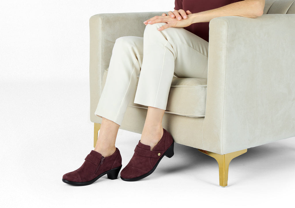 Eva | Deep Merlot Elegance