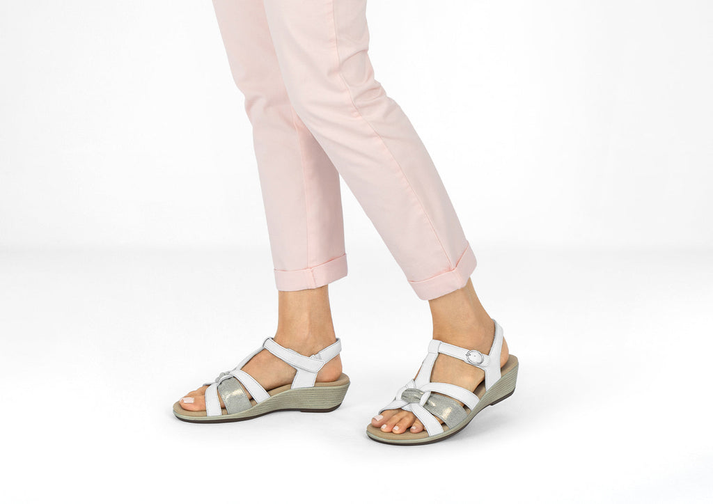 Hope | Radiant freshness in pure white