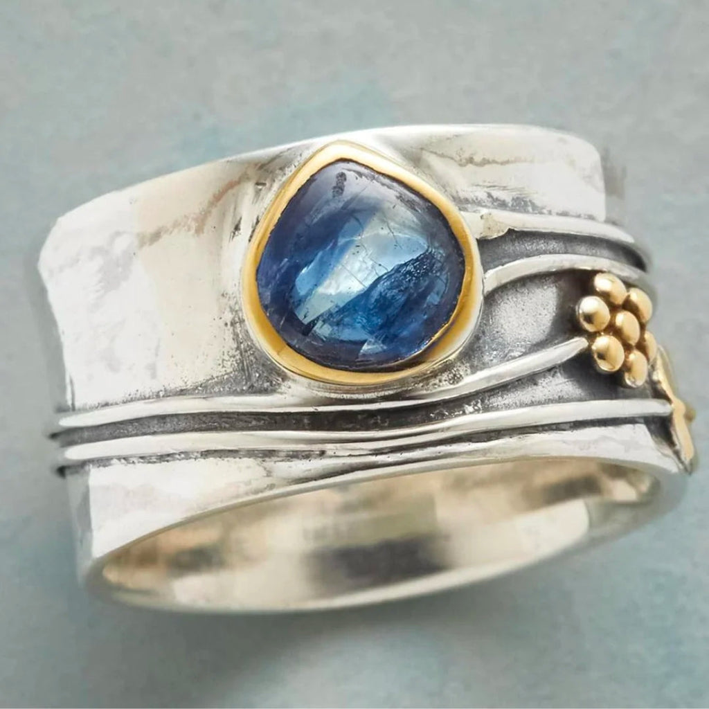 Vintage Blue Sapphire Ring