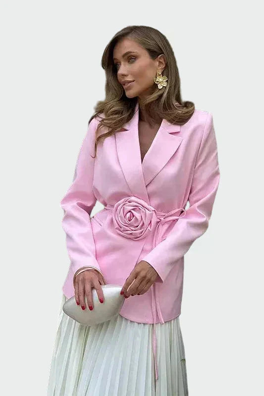 Mia | Jacket with a Waistline in Pink
