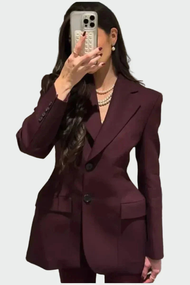 Hanna | Jacket with a striking silhouette and buttons