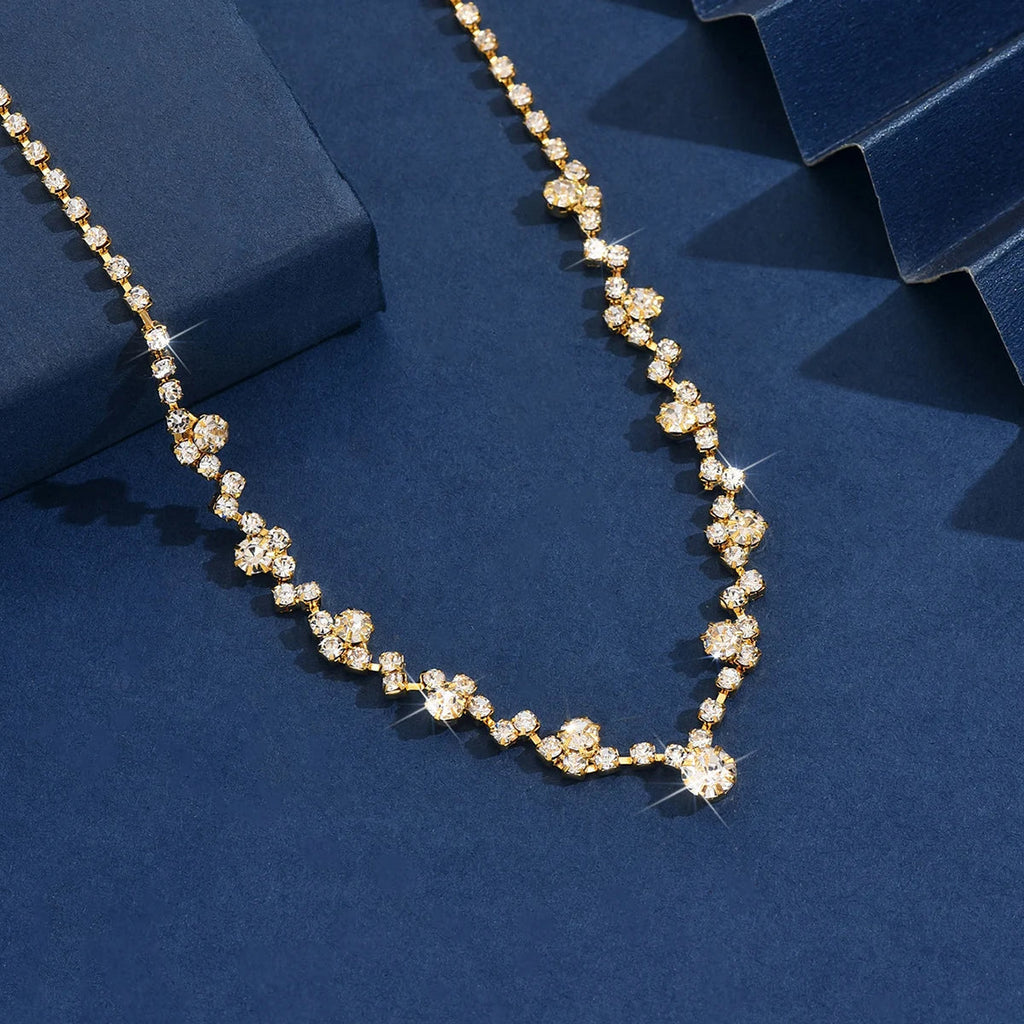 Elegant Wedding Necklace with Diamonds