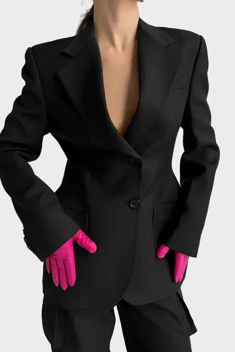 Hanna | Jacket with a striking silhouette and buttons