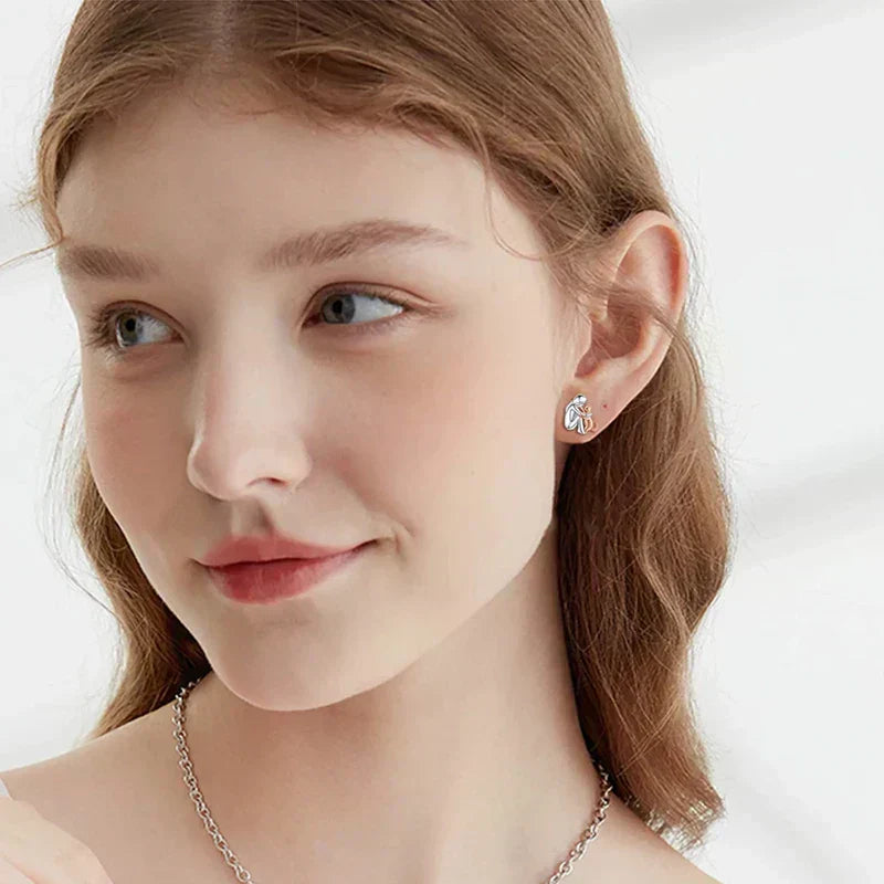 Elisandra | Cat Embrace Earrings