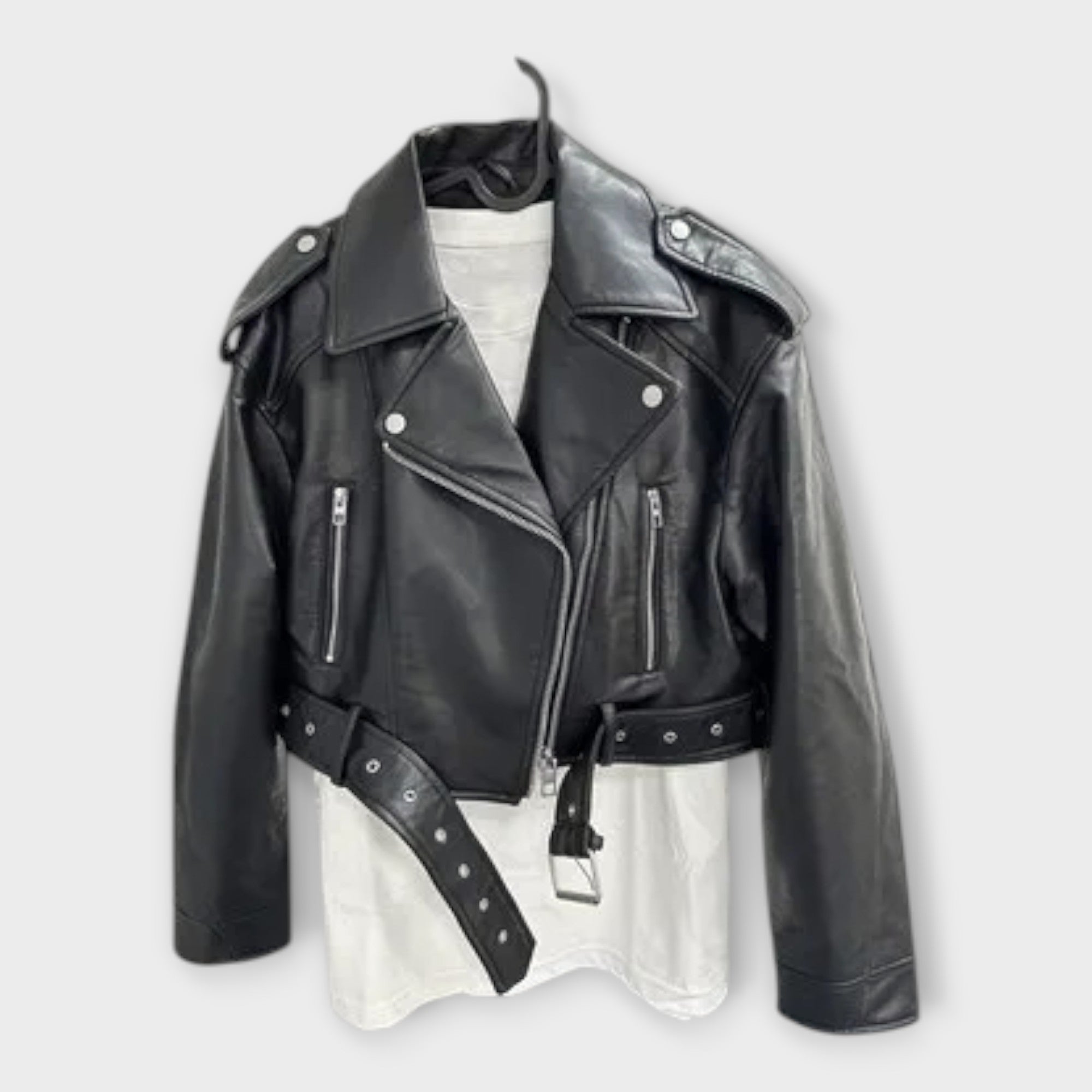 Riin | Stylish short leather jacket with belt and elegant appearance