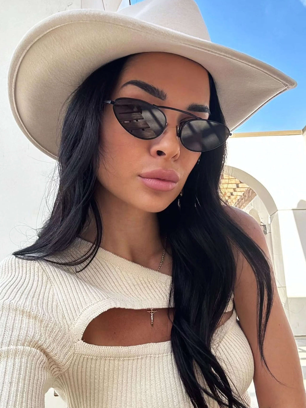 Navaya | Luxury Glasses