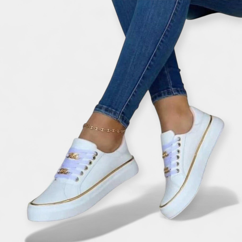 Victoria | Elegant Walking Shoes