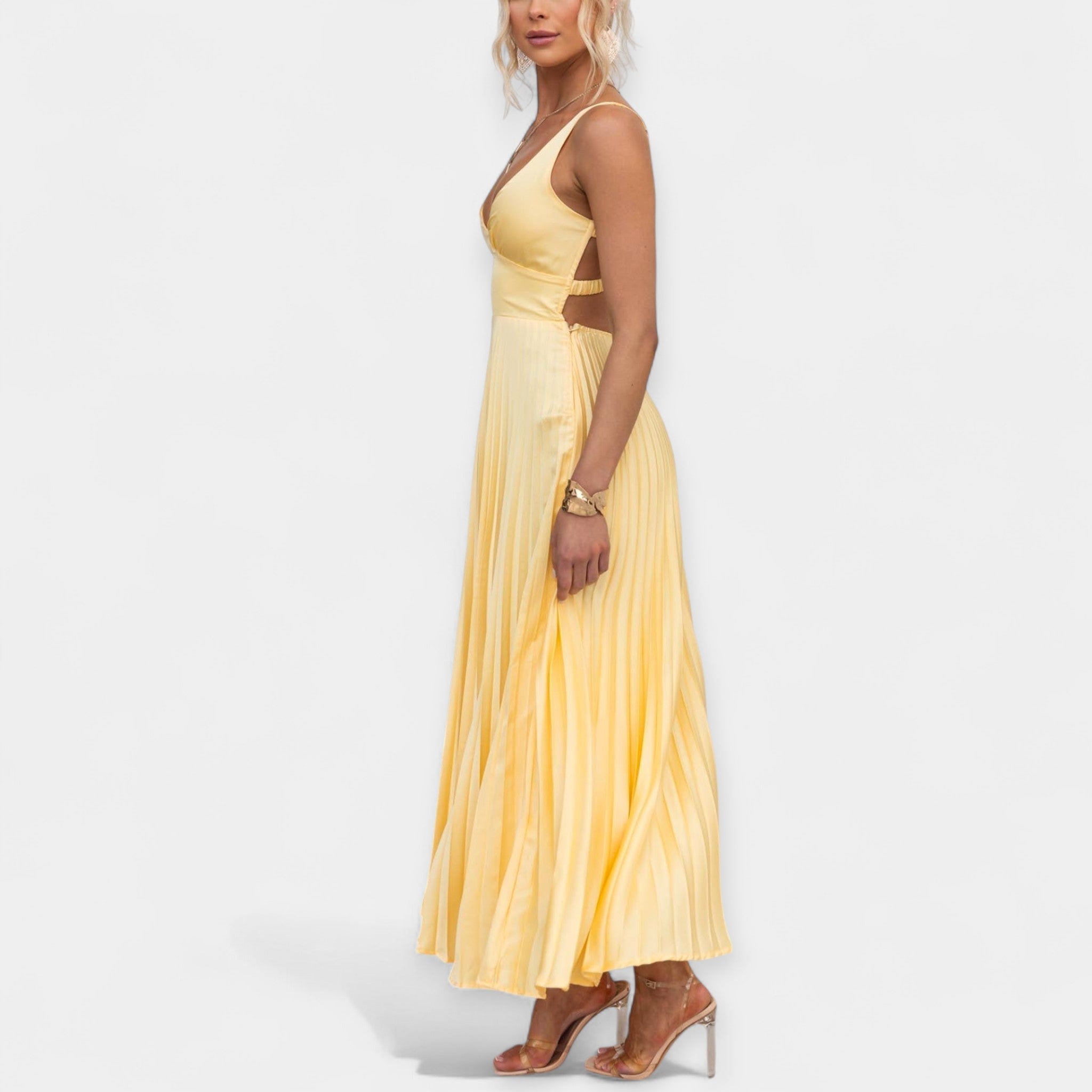 Selena | Pleated Maxi Dress in Yellow