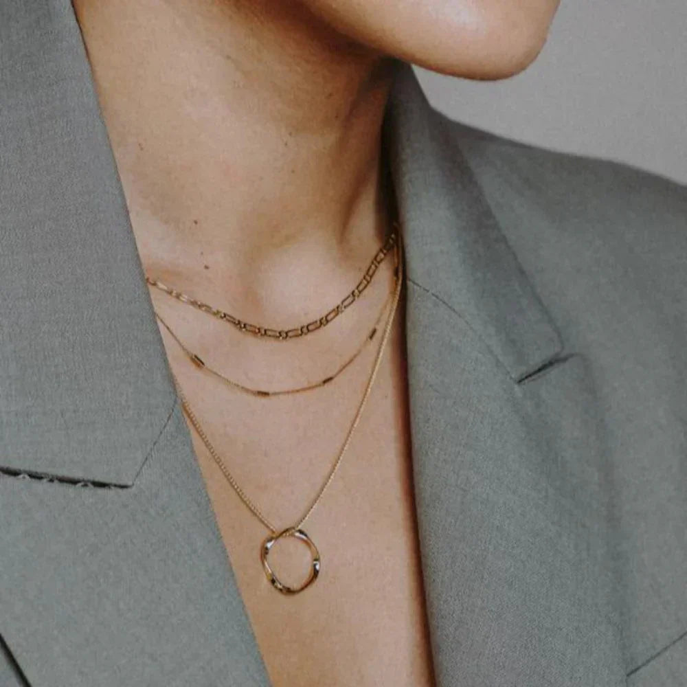 Open Hoop Necklace with Three Rows in Gold