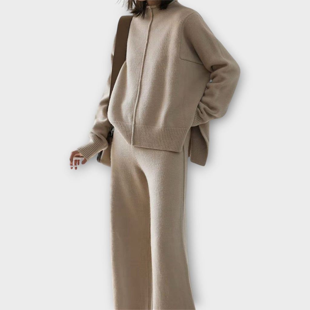 Kaia | Timeless elegance and comfortable set