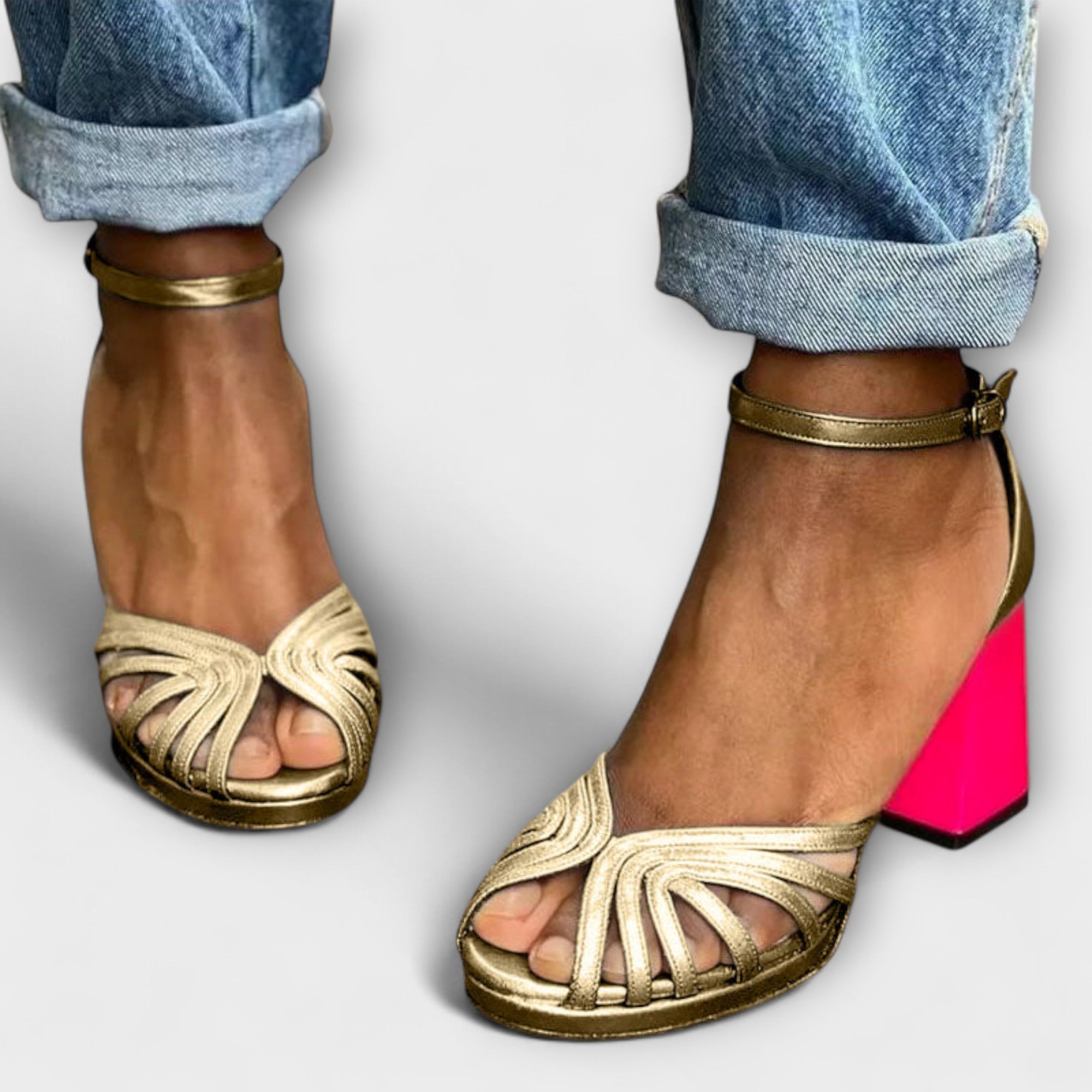 Milvia | Classic ankle strap sandals with open toes