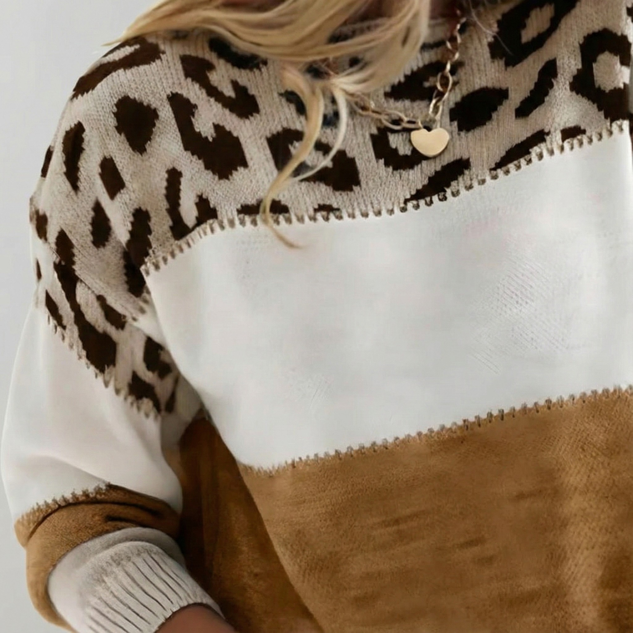 Ophélie | Elegant leopard print jumper