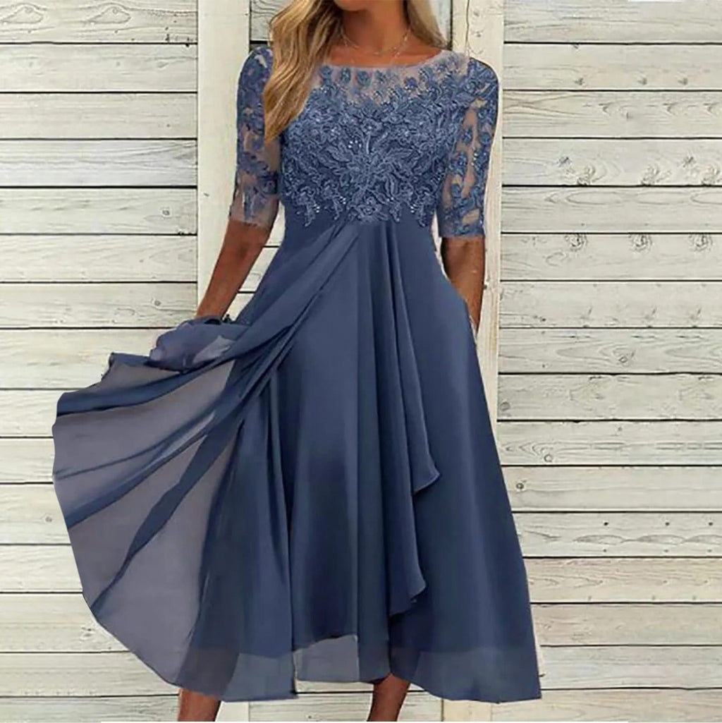 Puck | Elegant Midi Dress in Lace