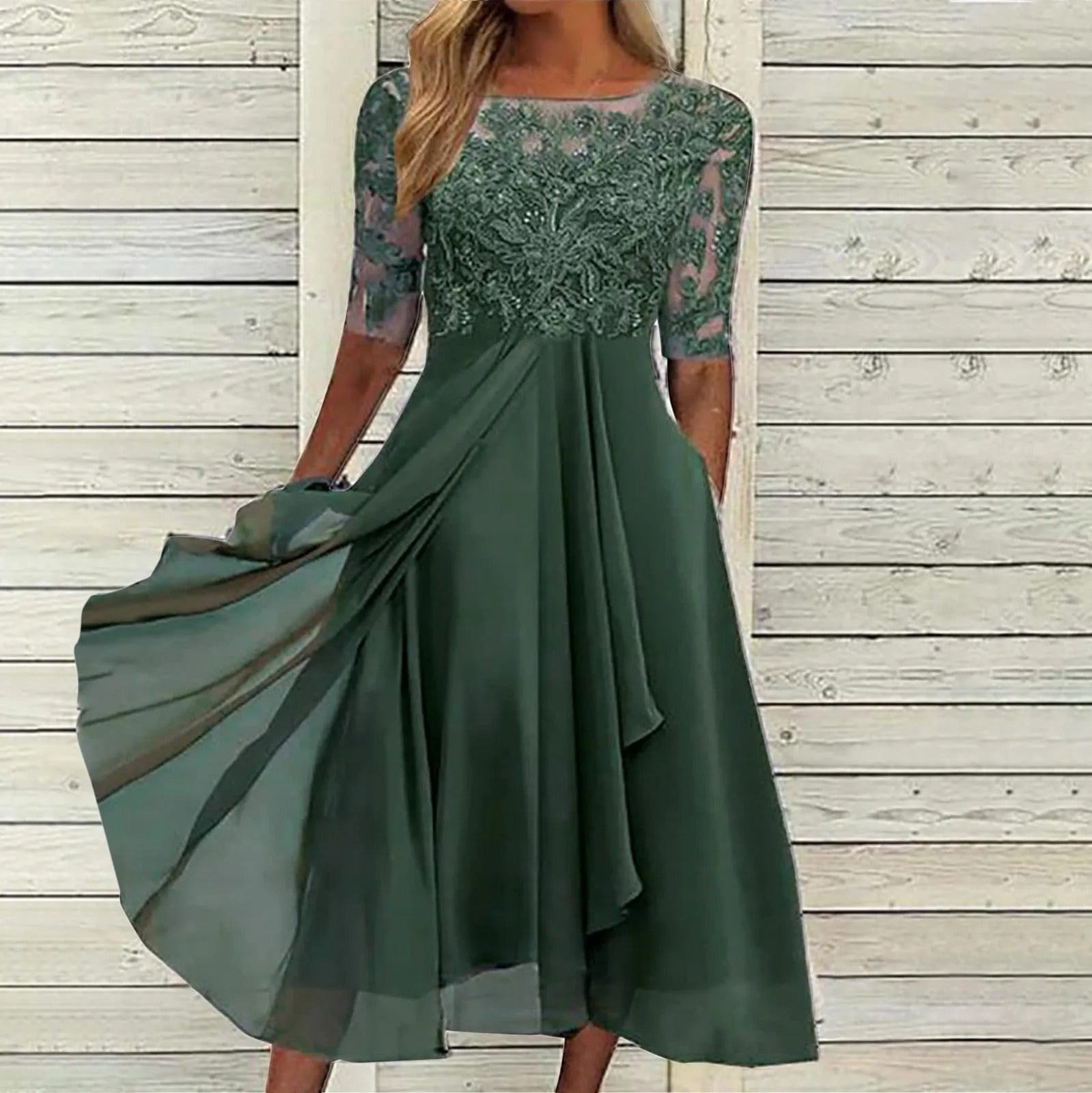 Puck | Elegant Midi Dress in Lace
