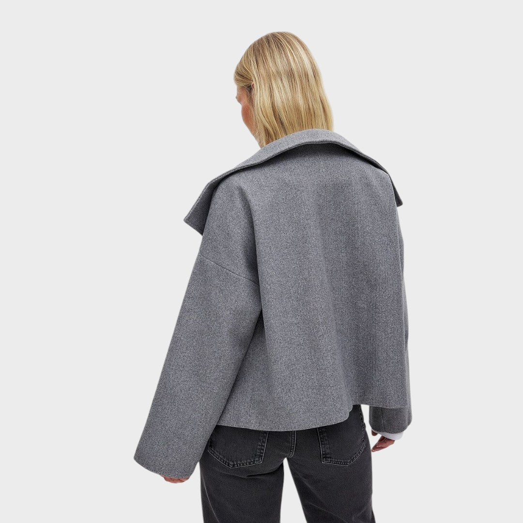 Francisca | Luxurious Outerwear