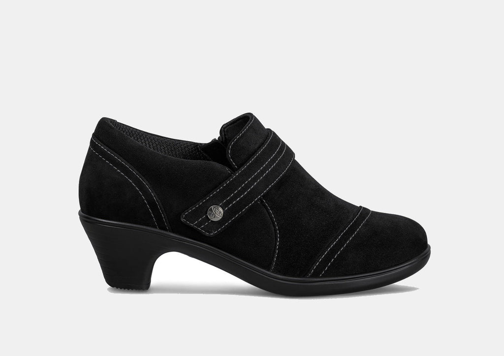 Eva | Similarly Soft Elegance in Deep Black