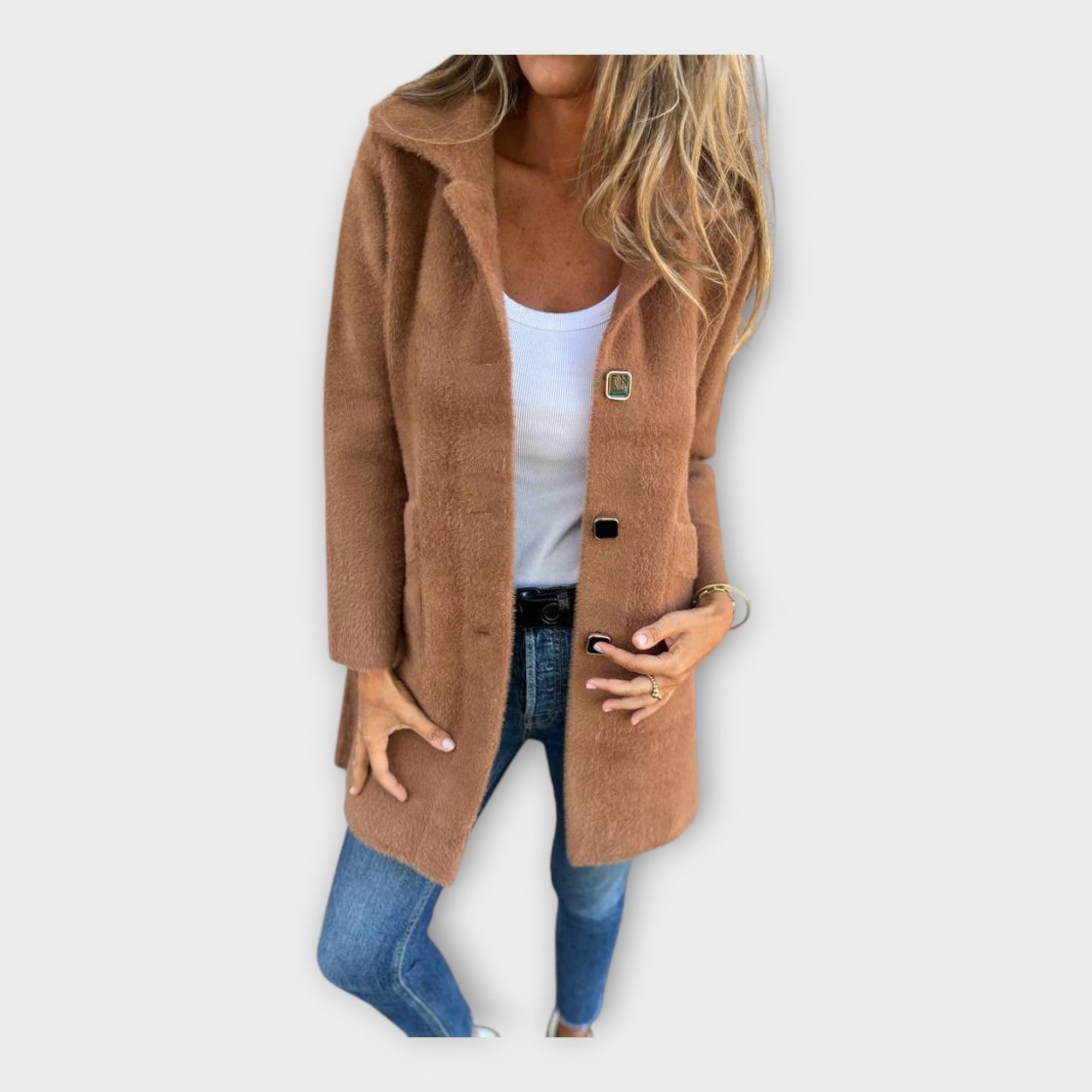 Kristiina | Elegant wool coat with closure