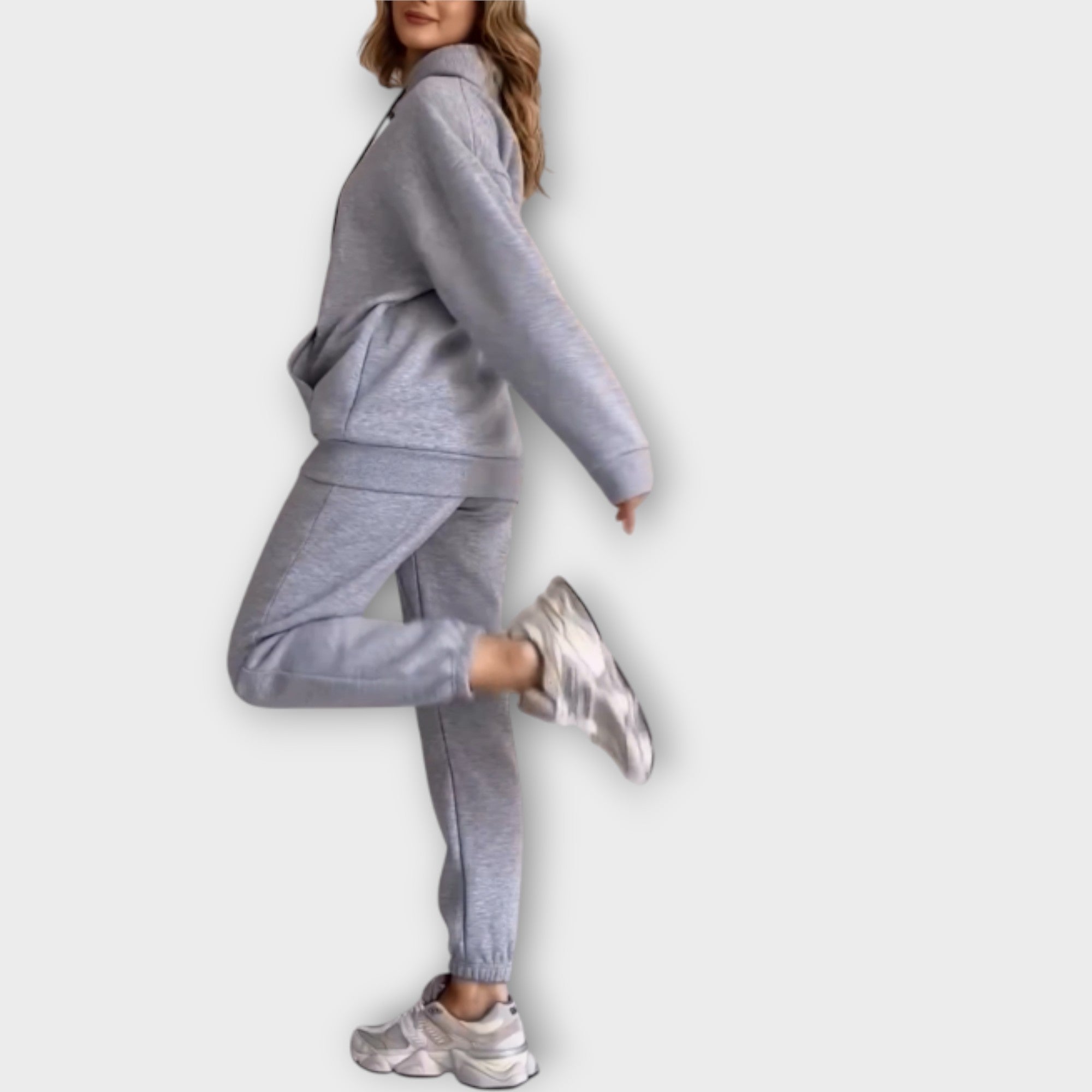 Lucia | Tracksuit Set with a Lahtise Cut