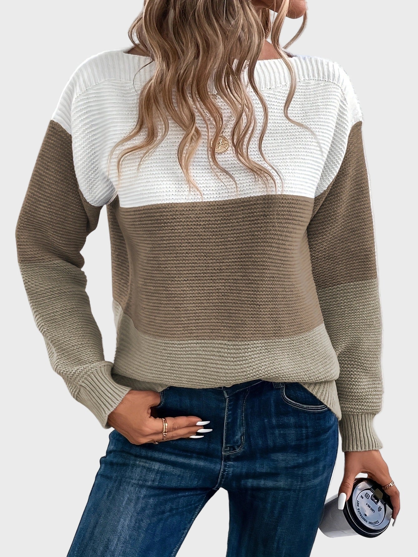 Linda | Elegant knitted high-neck jumper