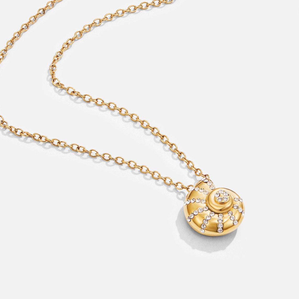 Shell Pendant Necklace