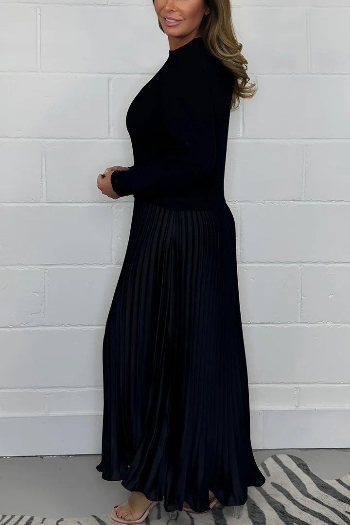 Liza | Pullover and Pleated Dress Set