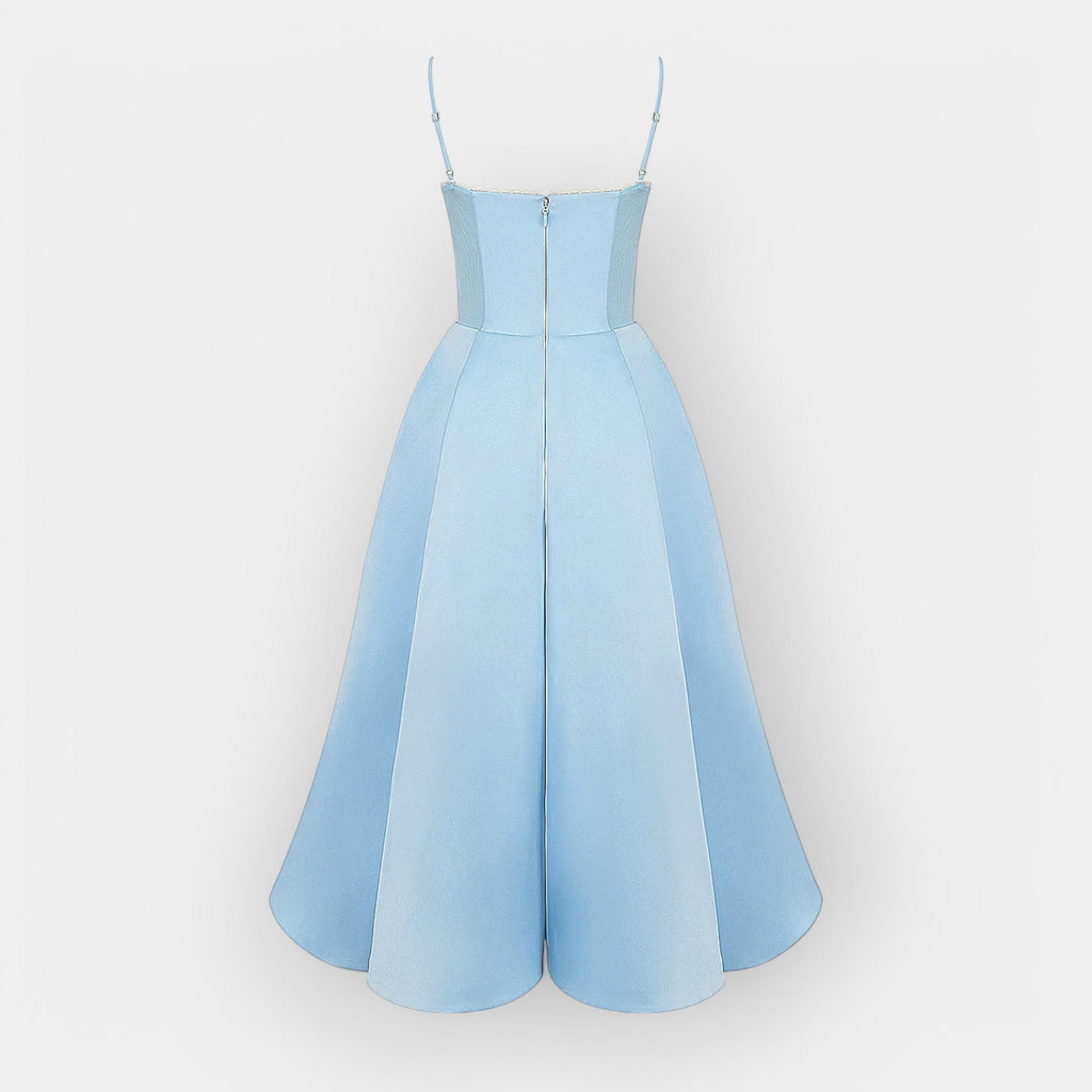 Olivia | Elegant Midi Dress with a Subtle Line
