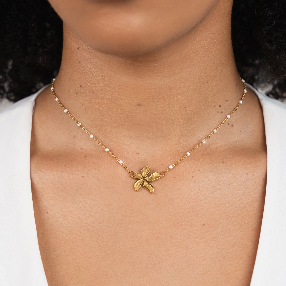 Elegant Necklace with Gold Flower